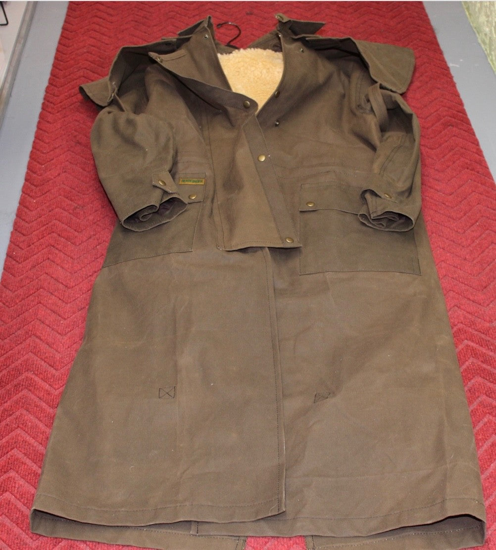 Womens TRENCE COAT DOWNUNDER 4 PIECE SET, VEST, LEGGINS & COWBOY HAT!! OILSKIN1