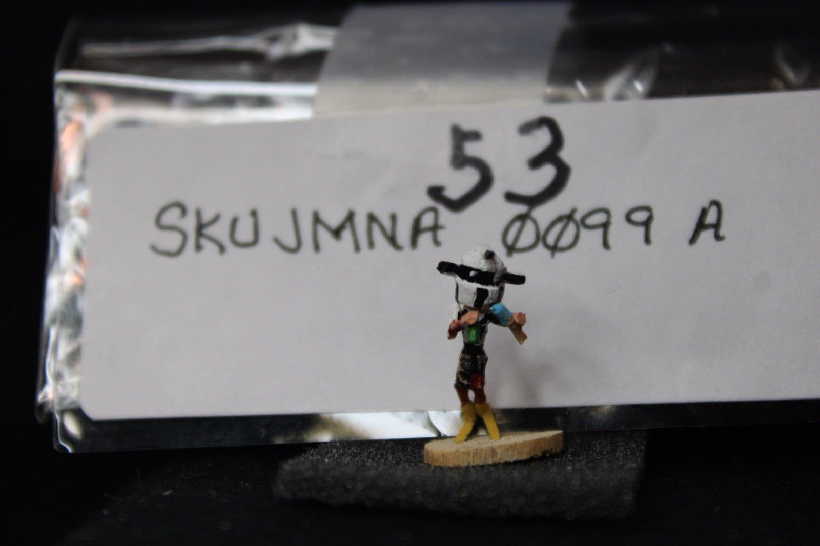 Small  1/2" -5/8" tall Kachina Doll, "ZUNI Rain Dancer" by Mae Hunch  Pristine!!4