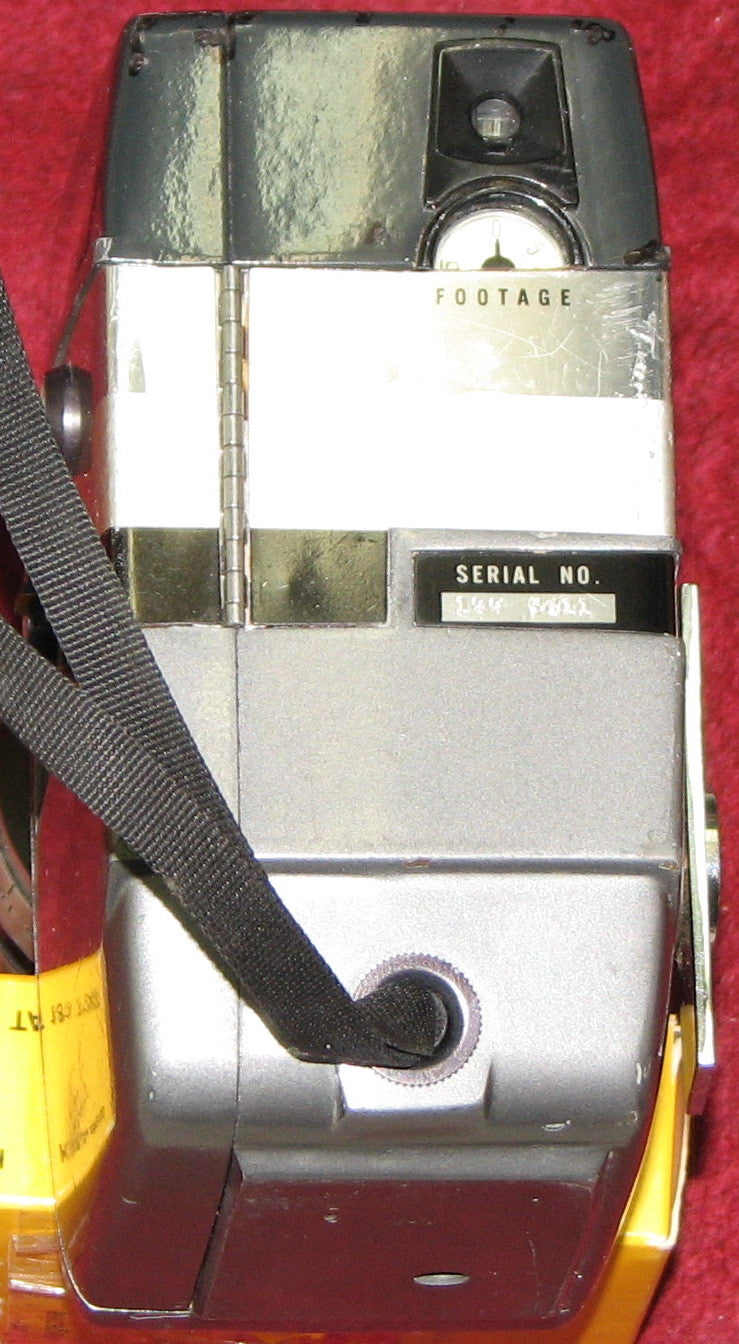 Revere EyeMatic 8mm Magazine Camera  Model 1424