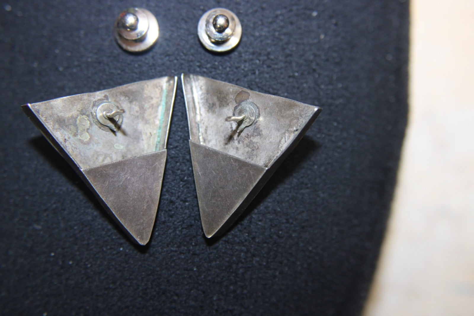 Collar Points 925 Sterling silver adorned with leaves and Turquoise nuggets OLD3