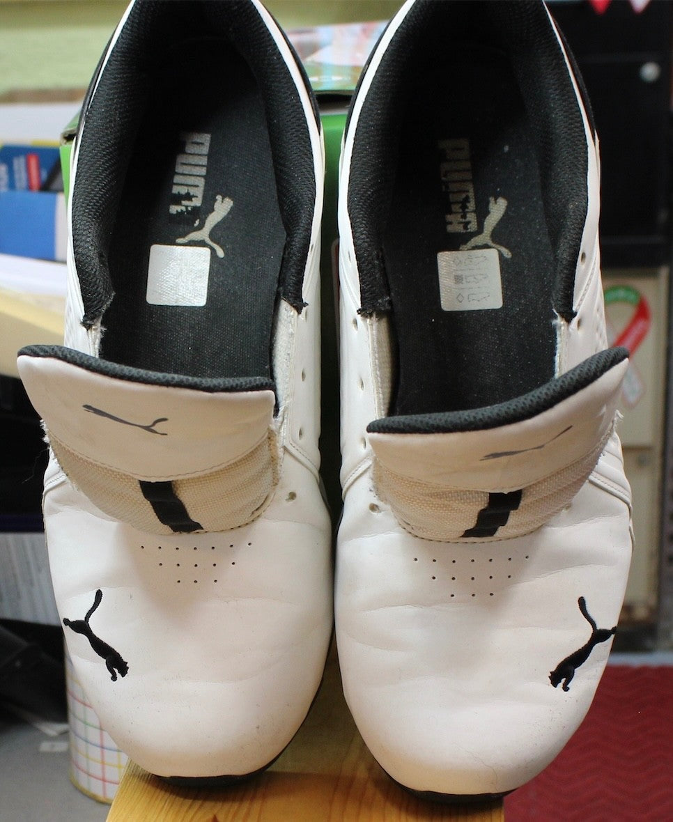 Puma walking shoos size 9 Sightly used No wear on tread, only used on treadmill2