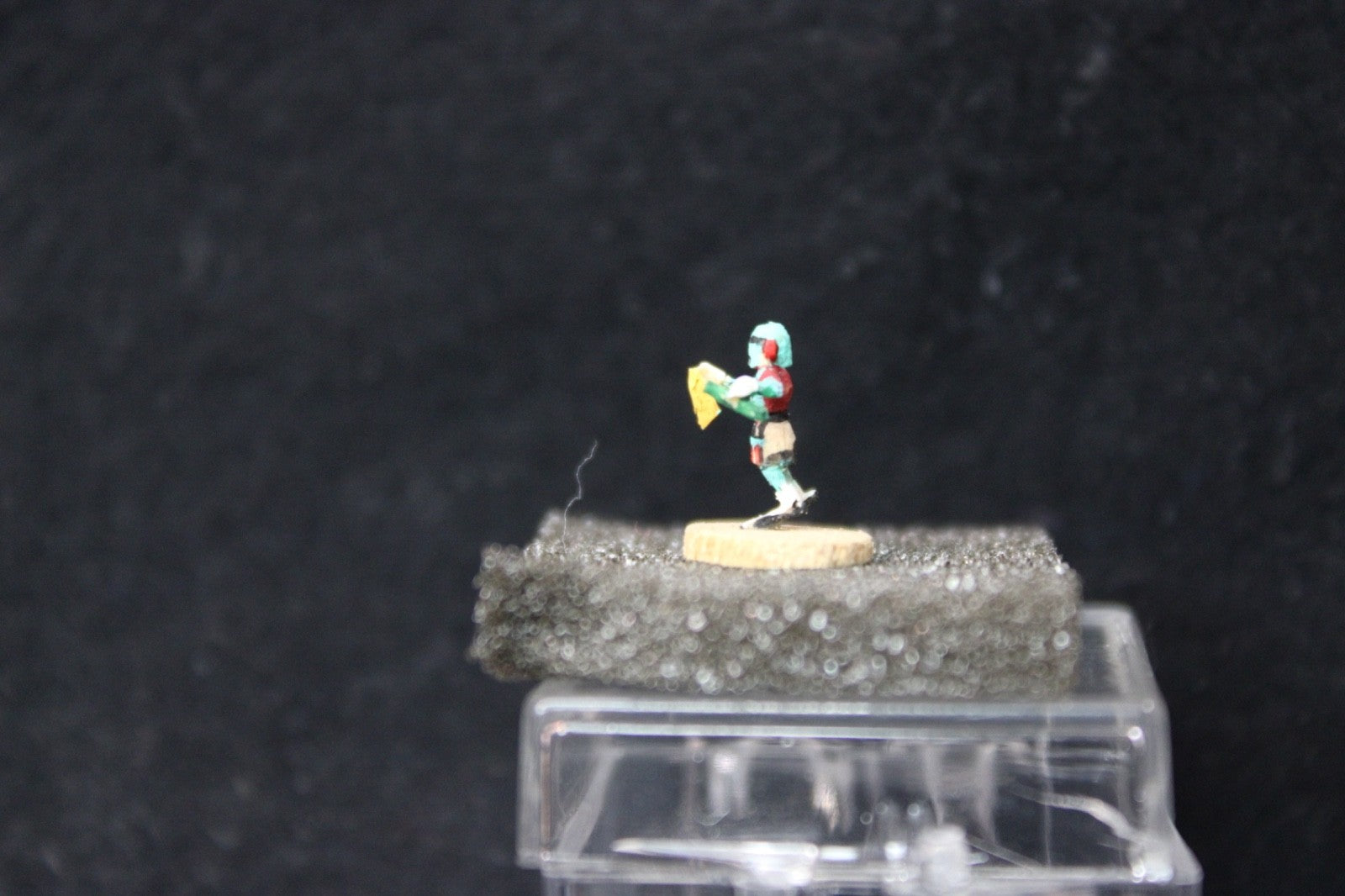 Small  1/2" -5/8" tall Kachina Doll, "Sun Set Dancer" by Mae Hunch    Pristine!!1