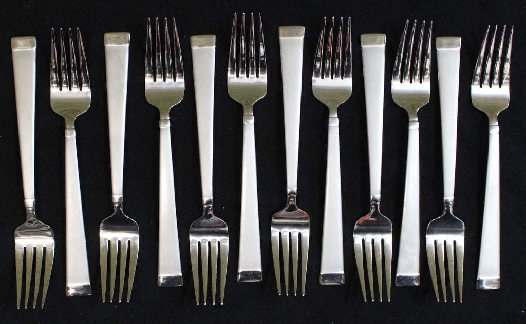 100 piece MIKASA TAYLOR FROST VINTAGE STAINLESS STEEL FROSTED HADLES FLATWARE3