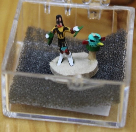 SMALLEST KACHINA DOLL EVER, ONLY 5/8 INCH TALL!!! GREAT DETAIL!!1
