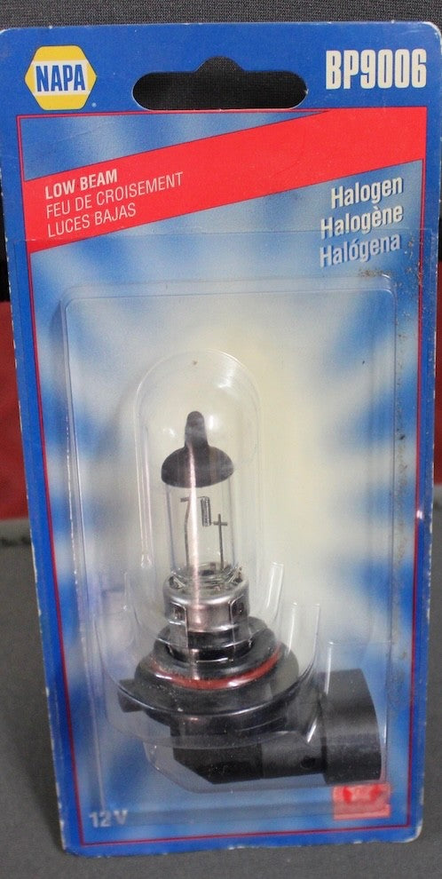 Low Beam Headlight BP9006 Pack Of 1 Halogen NEW Napa 9006 NAPA2