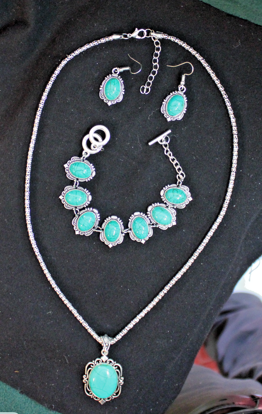 3 pc Fashion Faux Turquoise Set, Necklace, bracelet and Earrings BEAUTIFUL!!2