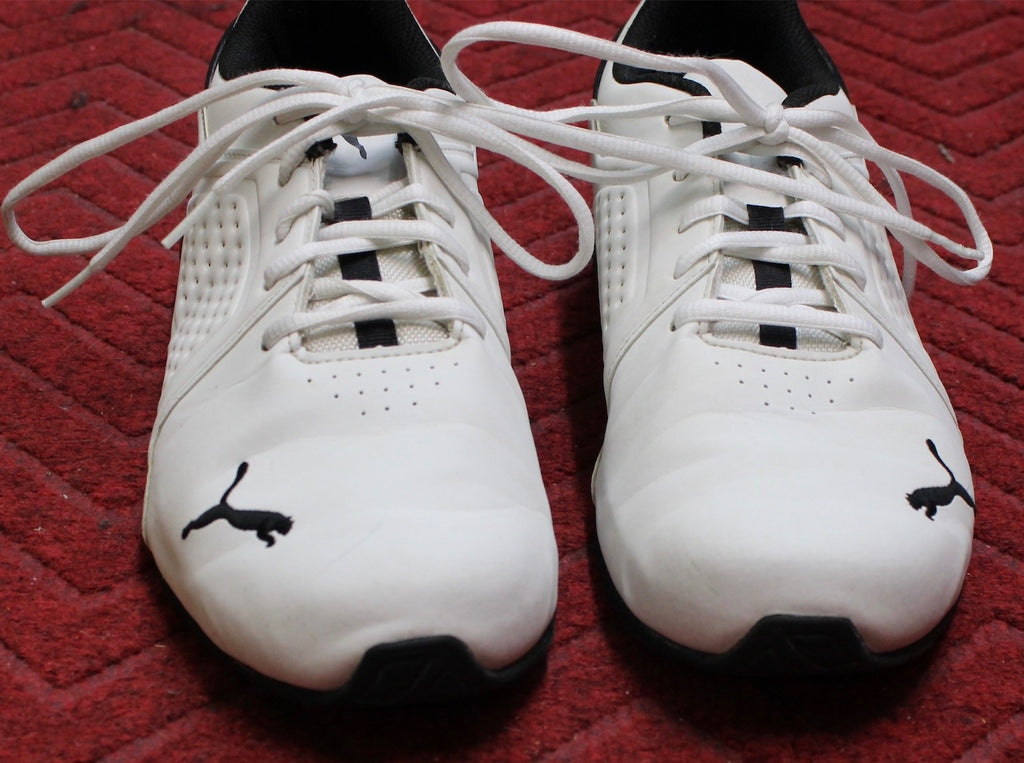 Puma walking shoos size 9 Sightly used No wear on tread, only used on treadmill0