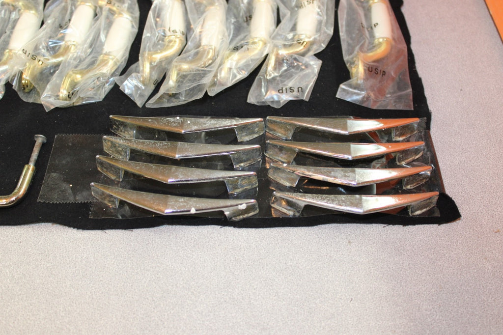 CABINET HANDElS (40) NEW (8) used3