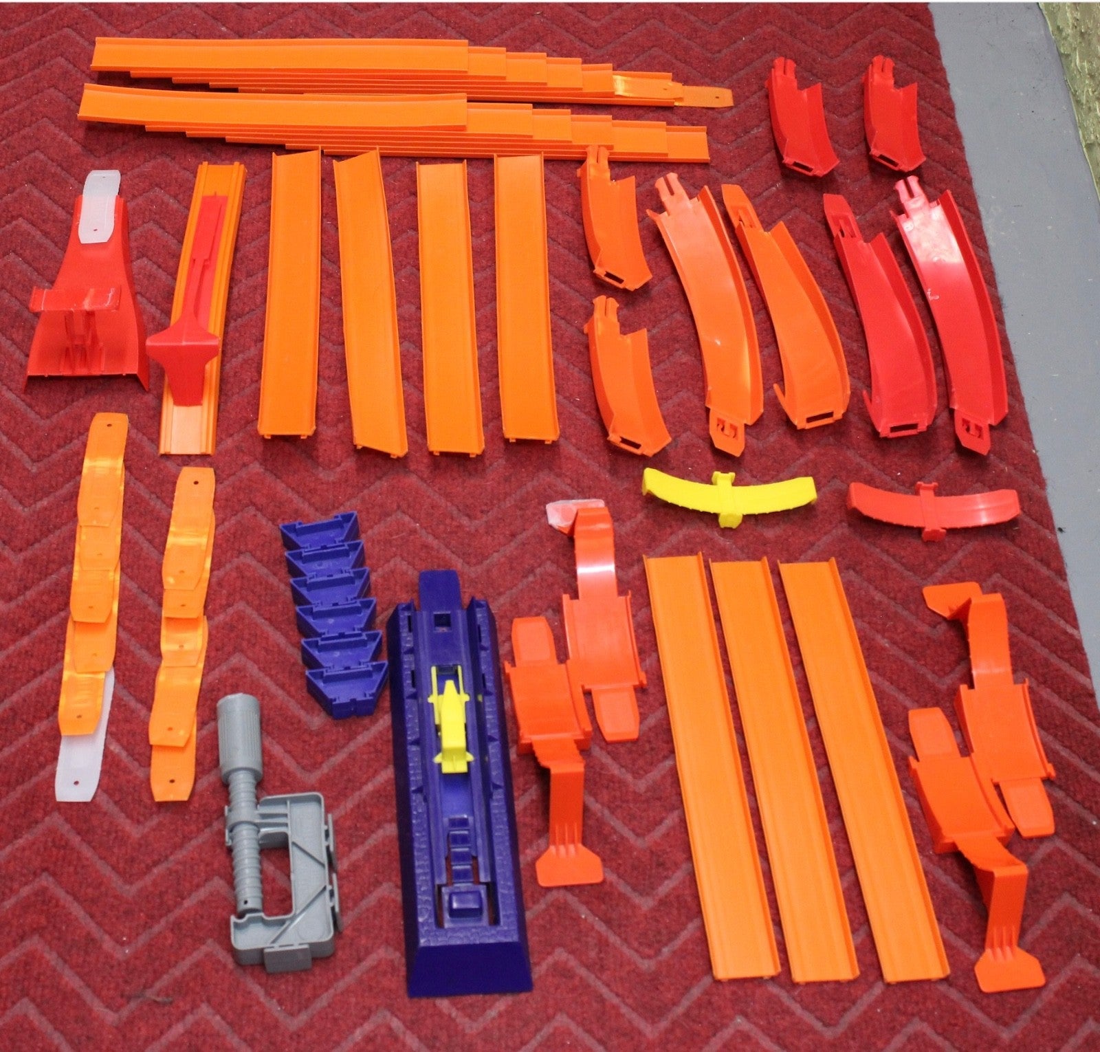 Approximately 50 Pieces Older Hot Wheels Track & Other Parts Used0