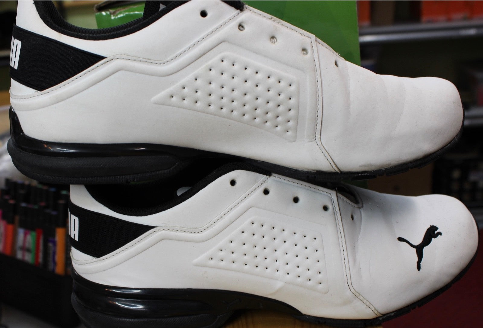 Puma walking shoos size 9 Sightly used No wear on tread, only used on treadmill4