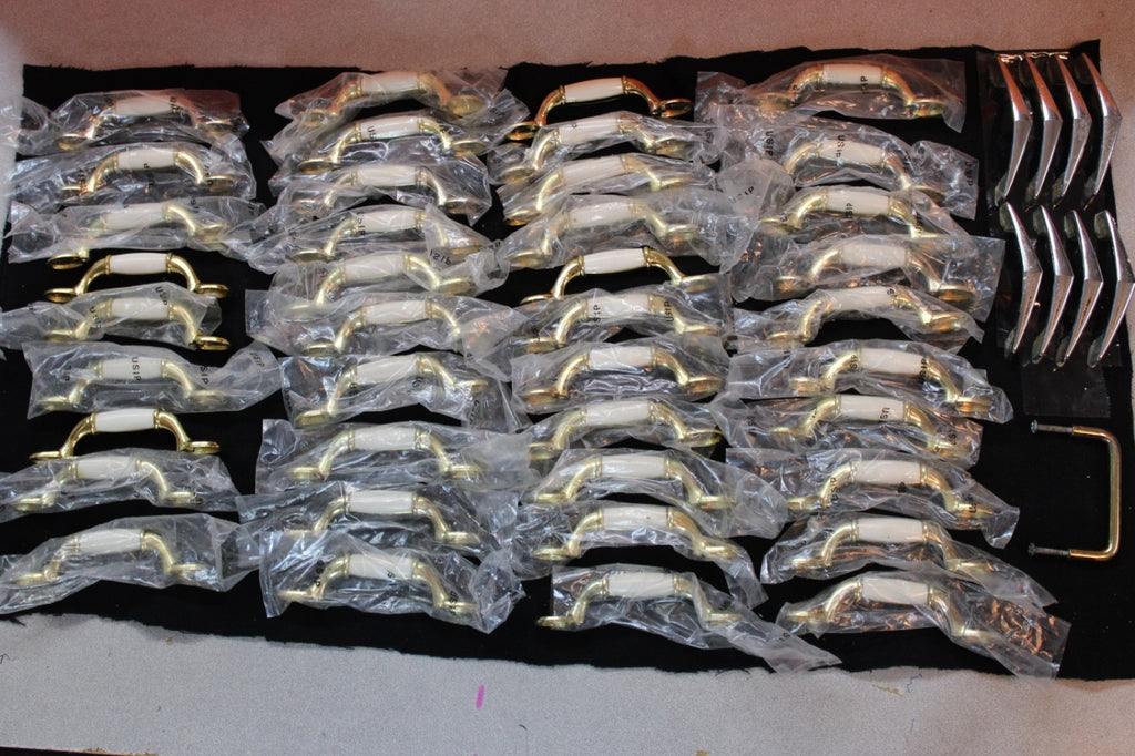 CABINET HANDElS (40) NEW (8) used2