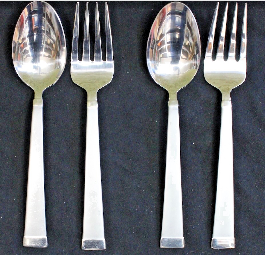 100 piece MIKASA TAYLOR FROST VINTAGE STAINLESS STEEL FROSTED HADLES FLATWARE6