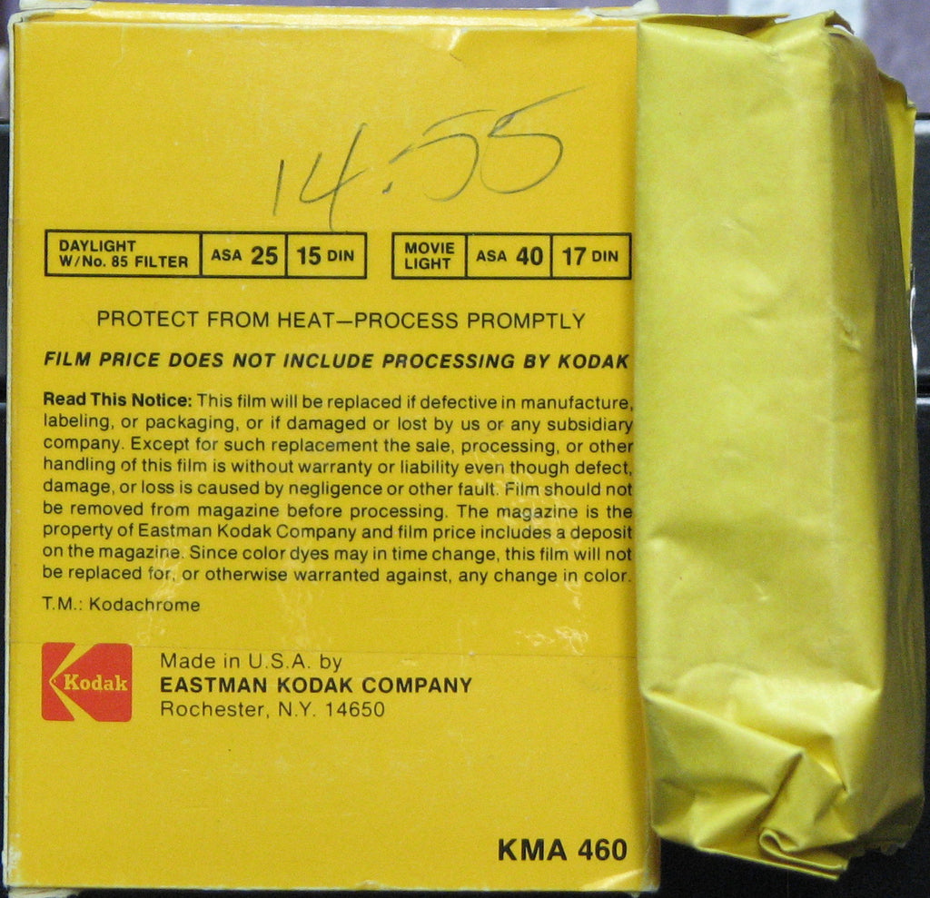 Revere EyeMatic 8mm Magazine Camera  Model 1426