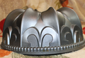 Fancy Bundt Cake Baking Pan For the Kitchen Used0