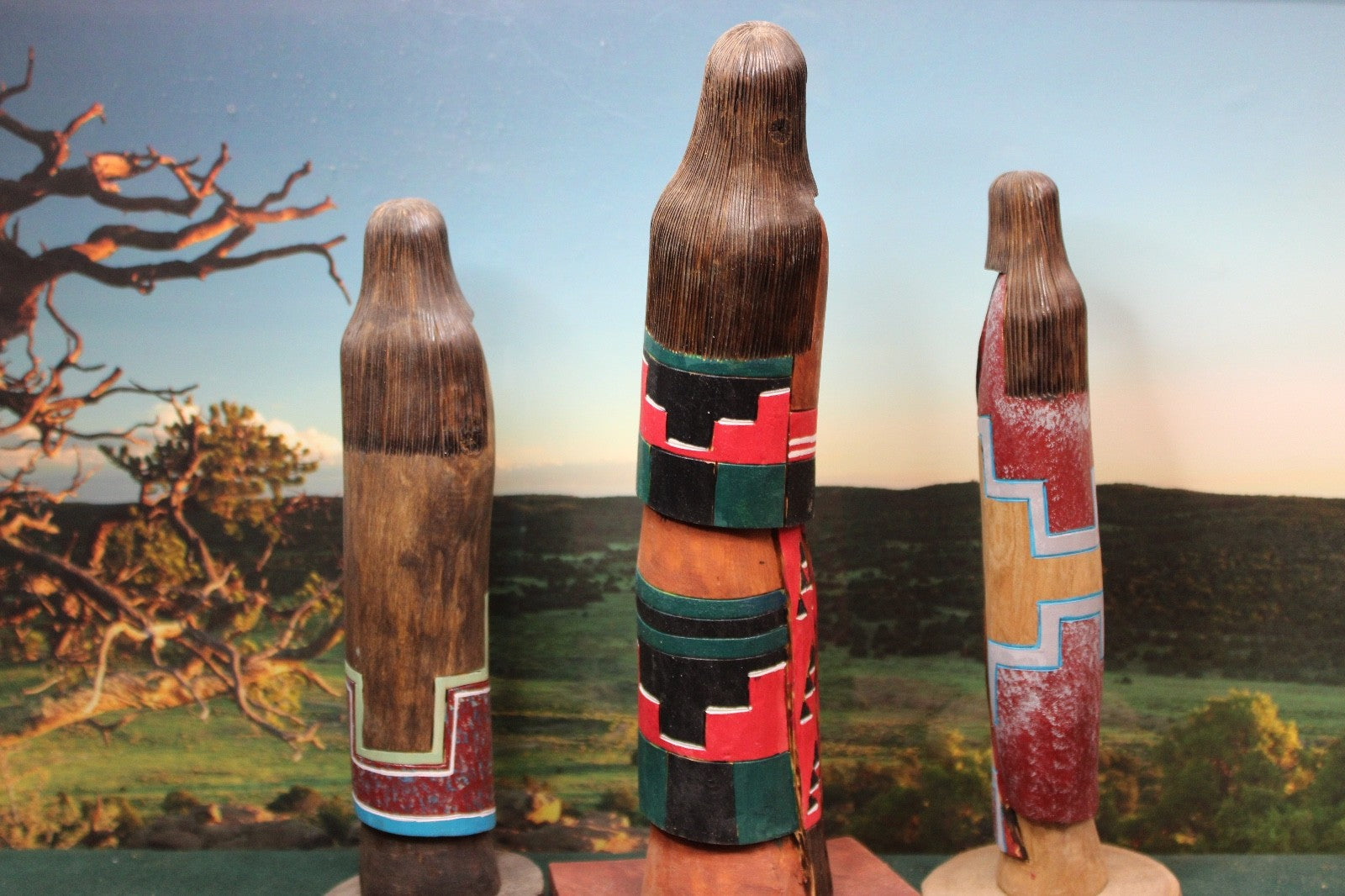 3 Kachina dolls, day out on the country,. Pristine shape!!2